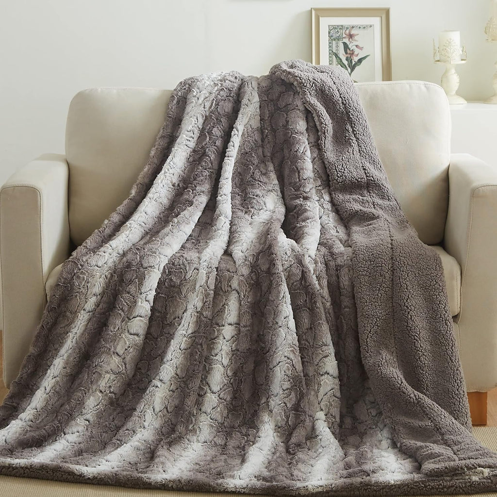 Tache 90 X 90 Inch Faux Fur Bed Blankets Full Queen Size Grey Snow Giraffe Super Soft Warm Embossed Gray Throw Blanket